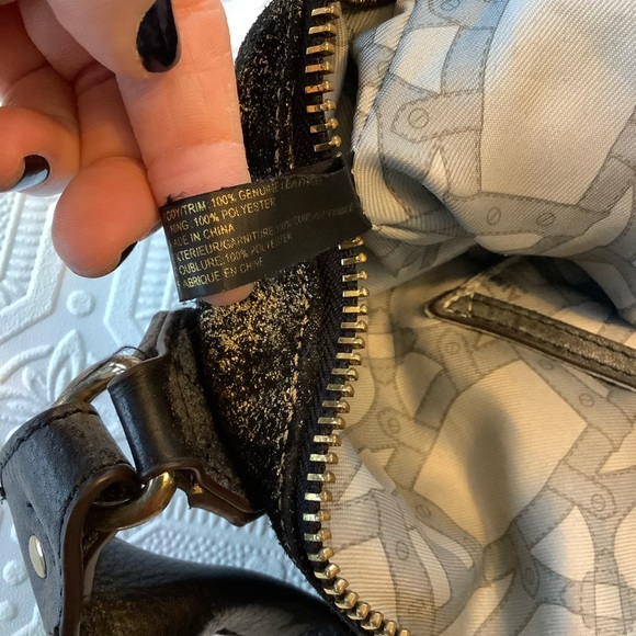 Aimee Kestenberg Black Gold Distressed Leather Bag - Picture 12 of 16